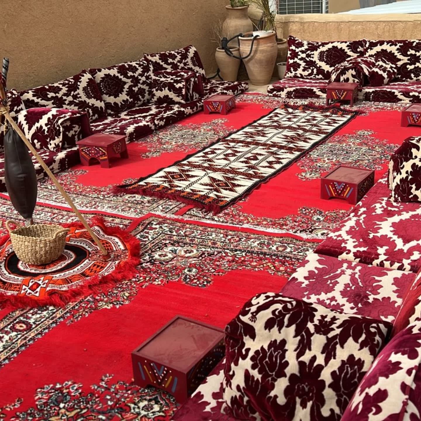 خدمة قهوجي للمناسبات الرياض افضل خدمات القهوة العربية والضيافة في الحفلات